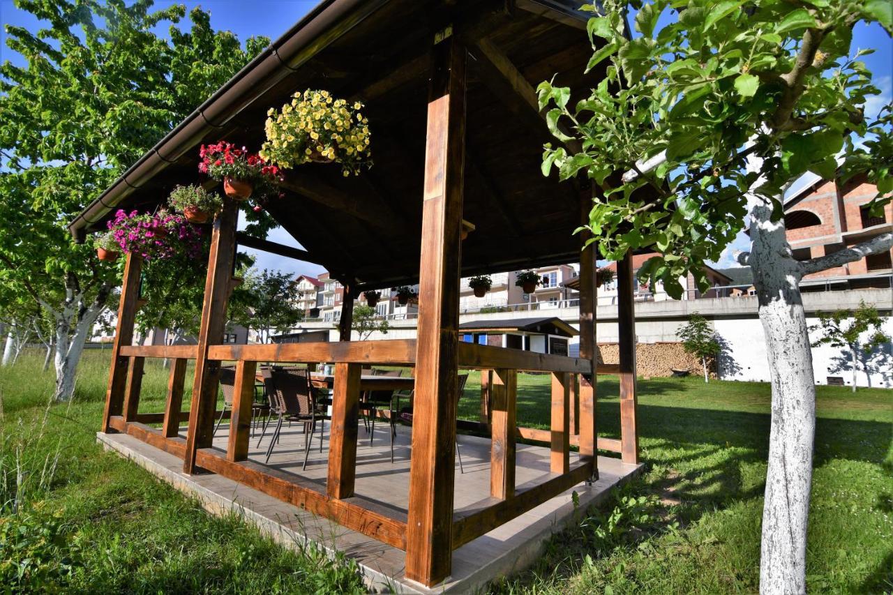 Guest House Blue Views 플라브 외부 사진