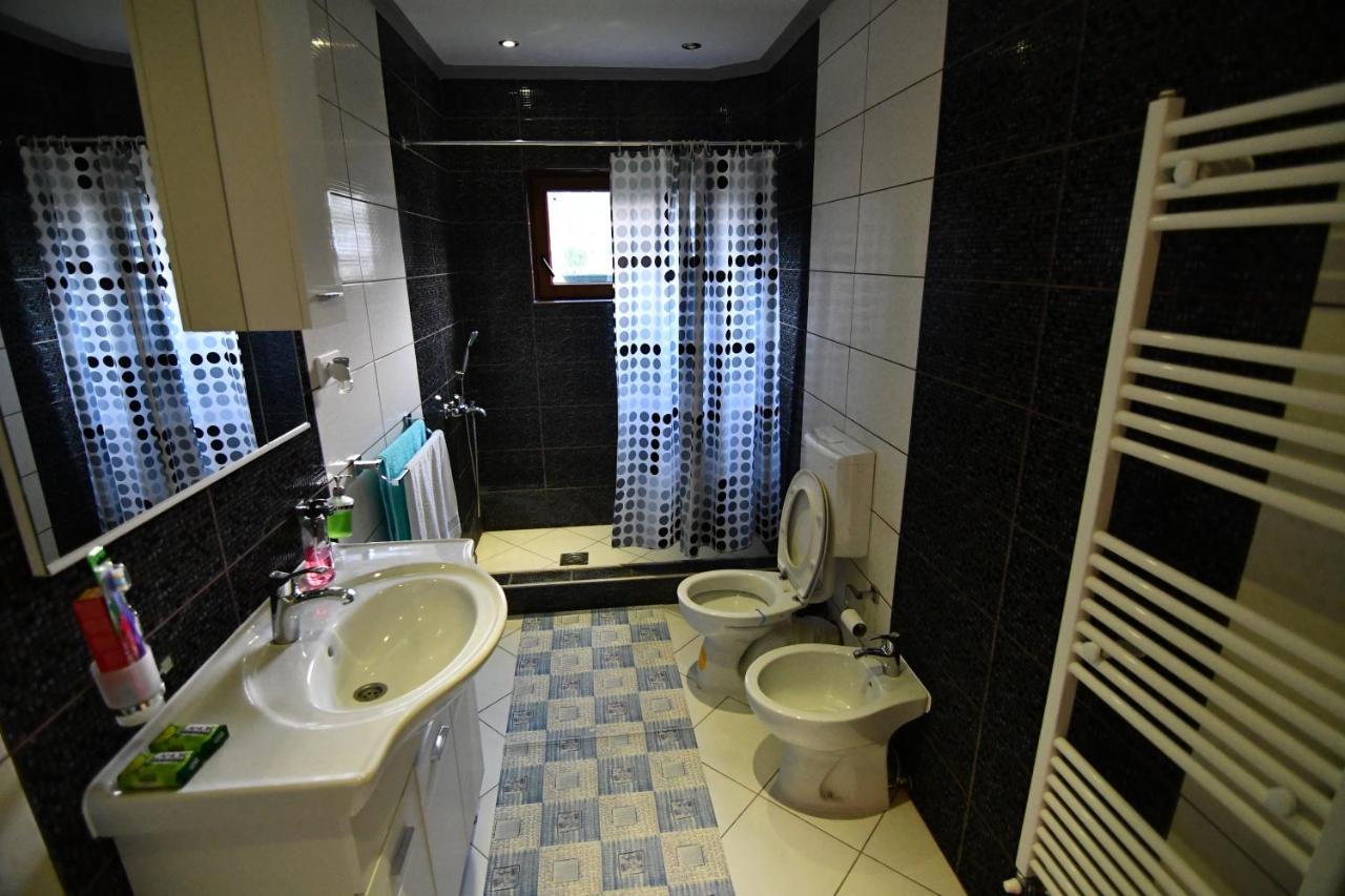Guest House Blue Views 플라브 외부 사진