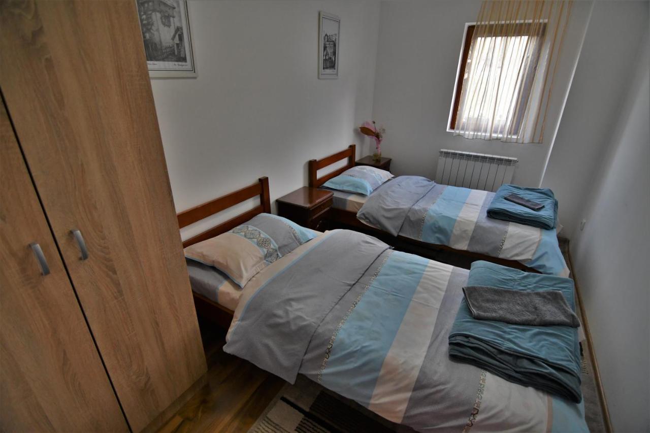 Guest House Blue Views 플라브 외부 사진