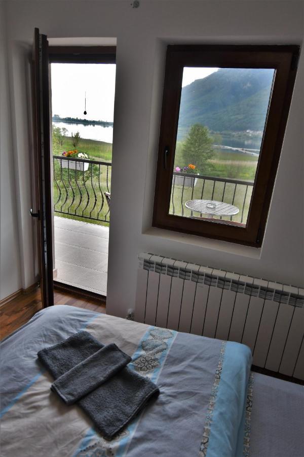 Guest House Blue Views 플라브 외부 사진